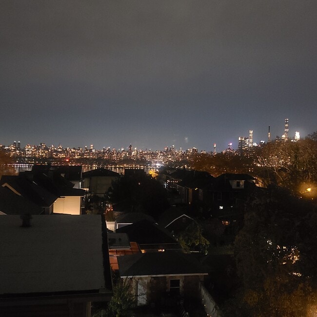 Building Photo - 7612 Park Ave