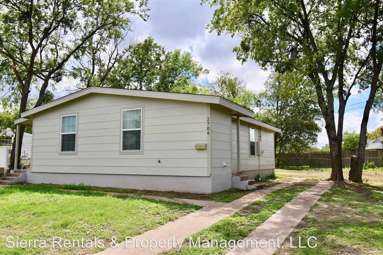 2 br, 1 bath House 2706 Lewis Street House Rental in Killeen, TX