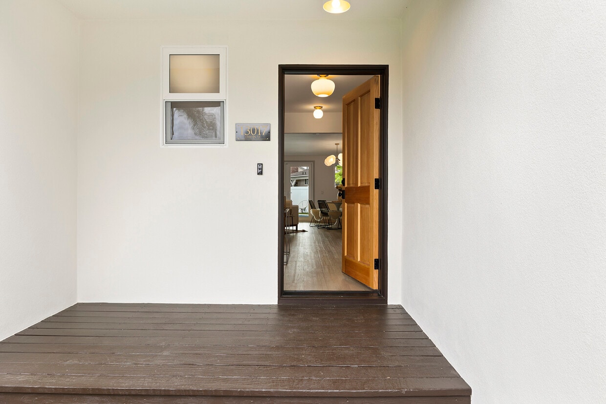 Front Door - 13017 Erwin St