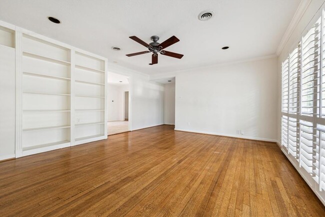 Foto del edificio - 5438 Pagewood Ln
