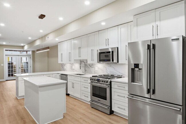 Building Photo - 3620 13th St NW