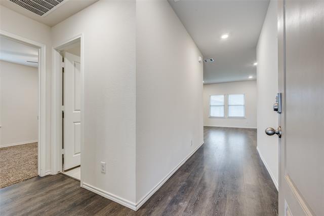 Foto del edificio - 309 Patina St