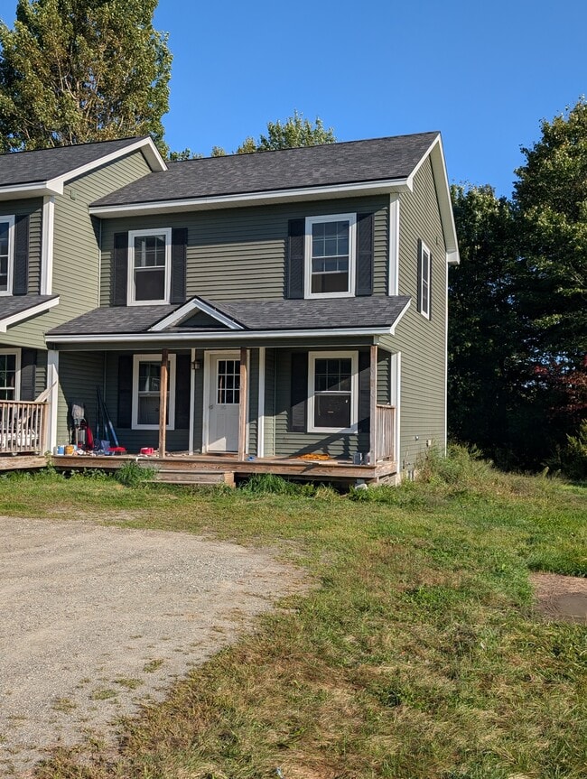 Building Photo - 37 Richies Ln