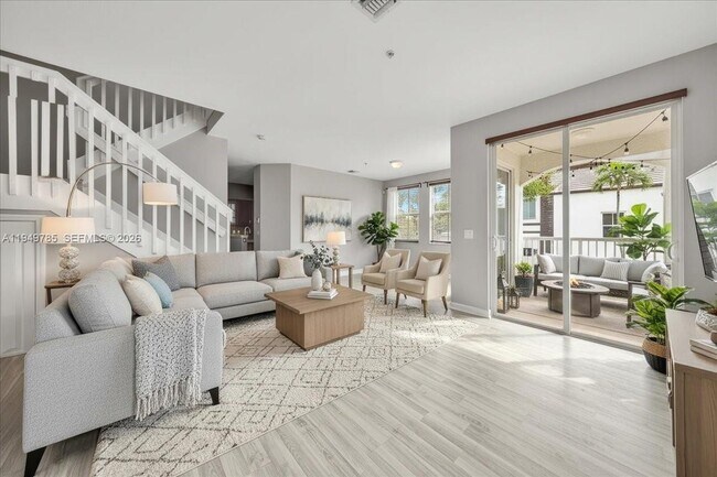 Foto del edificio - 4341 SW 160th Ave