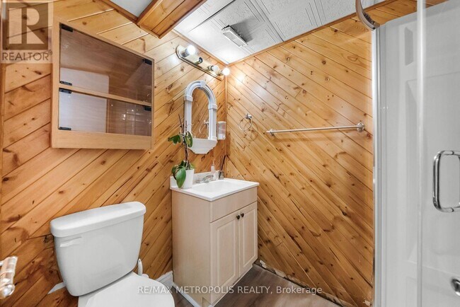 Photo du bâtiment - 48 Billingsgate Crescent