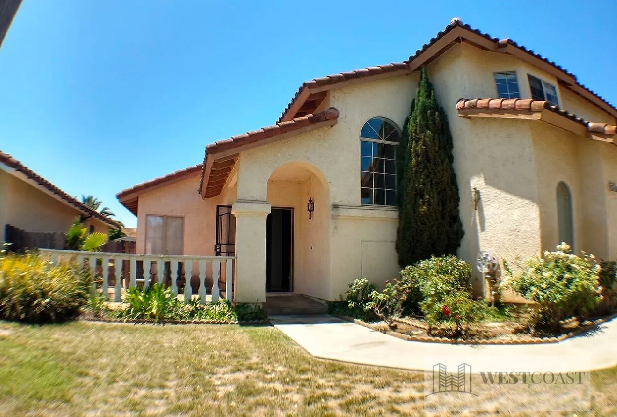 Primary Photo - Charming Two-Story Home in Oceanside's Nor...