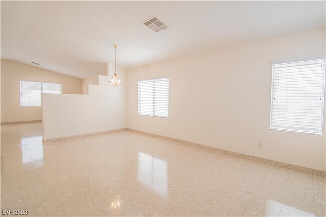 Building Photo - 328 Sweetspice St