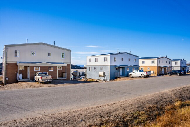 Building Photo - Road to Nowhere Duplexes