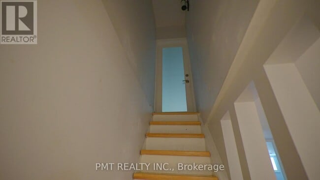Building Photo - 89 Donlands Ave