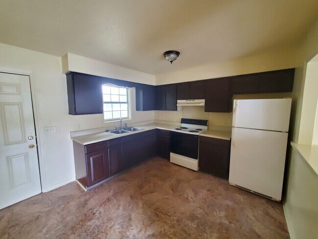 Foto del edificio - 3409 Calumet Pl