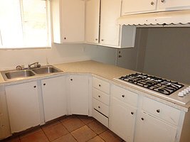 Foto del edificio - 1332 W 14th St