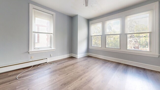 Foto del edificio - 6154 Lebanon Ave