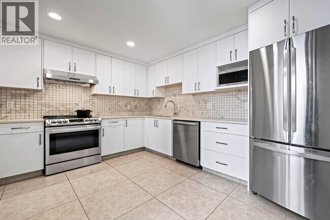 Photo du bâtiment - 2015 Beach Ave