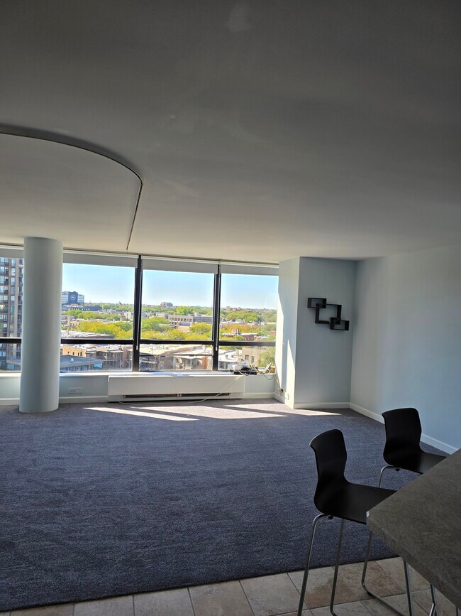 Foto del edificio - 5415 N Sheridan Rd