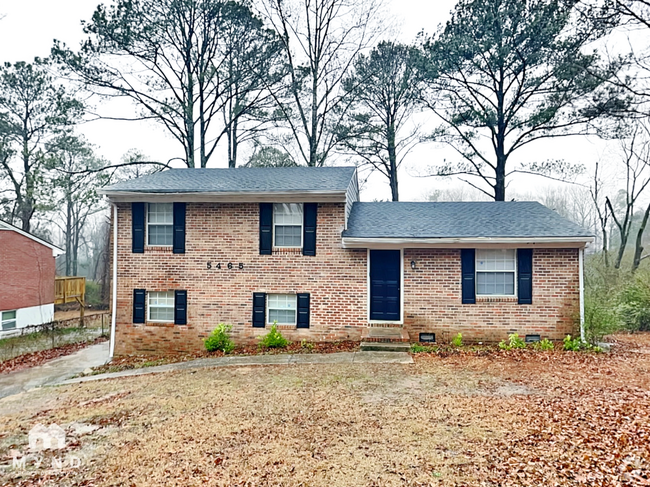 Building Photo - 5465 Deerfield Trail