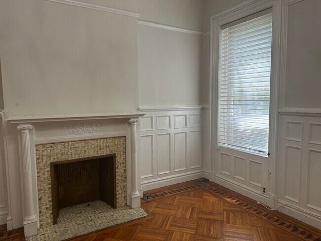 Foto del edificio - 710 Hudson St