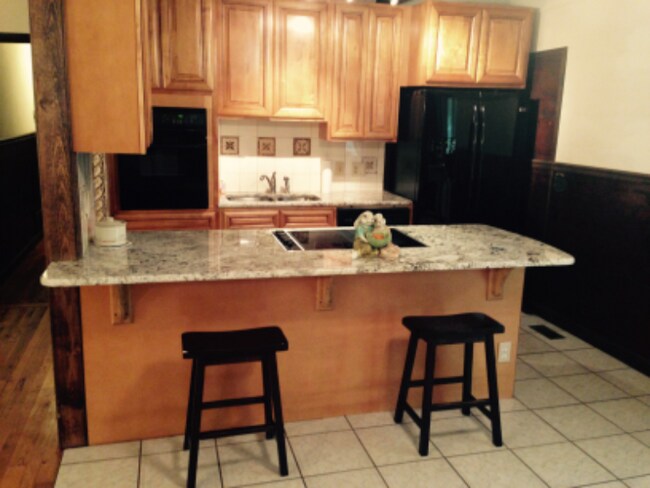 Foto del edificio - 125 Heatherwood Ln
