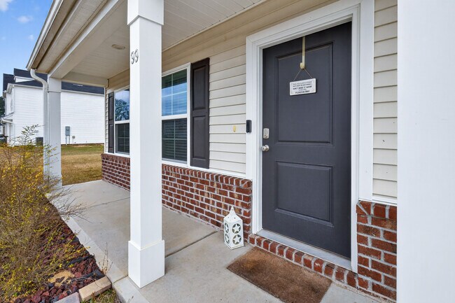 Building Photo - 99 Blueberry Ct NE