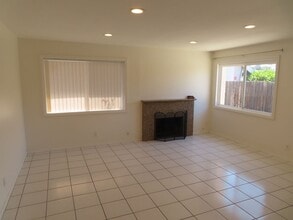 Building Photo - 8908 Alphecca Way