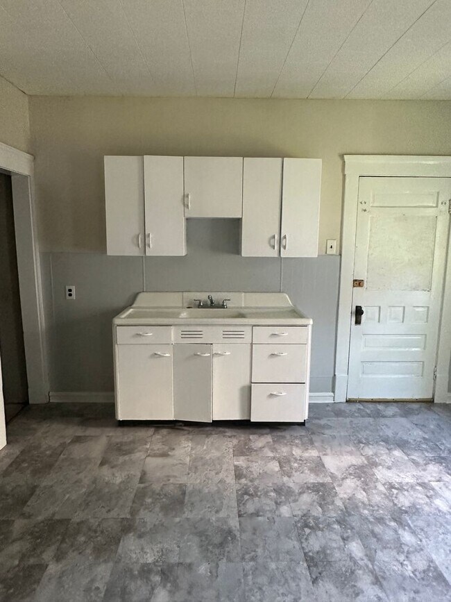 Building Photo - 3 bedroom Single - Harvard/E 55