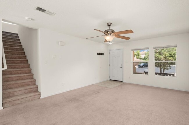 Building Photo - 12420 Mountainside Way NE