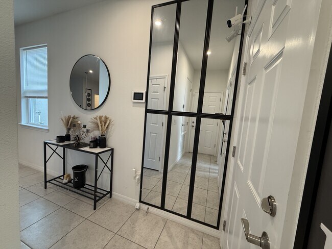 Foto del edificio - 3182 Amaranth St