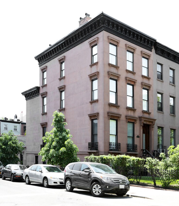 Foto principal - 48 1st Pl