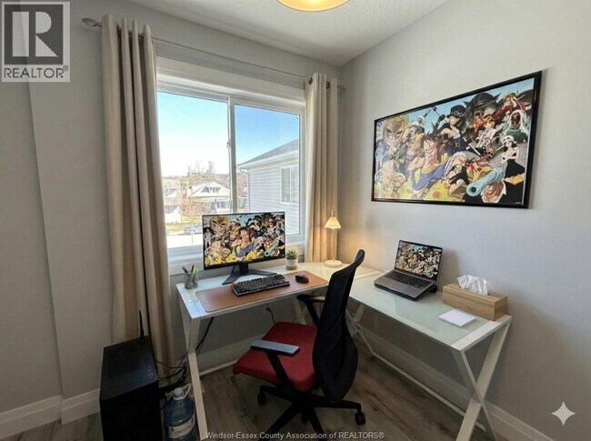 Photo du bâtiment - 521 Campbell Ave