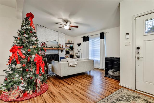 Foto del edificio - 3016 Old Orchard Ln