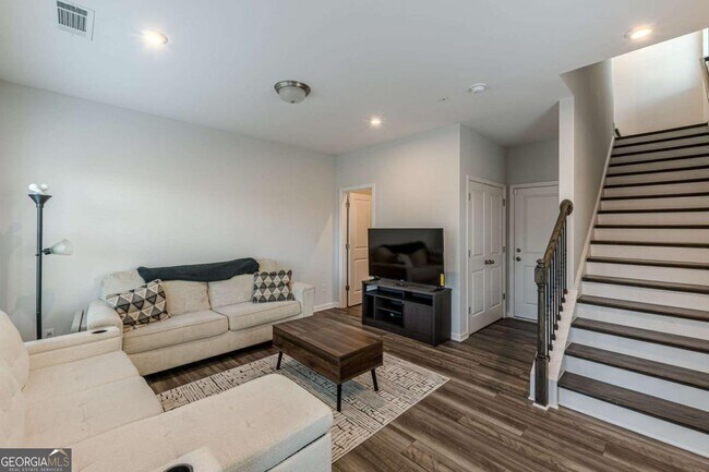 Foto del edificio - 1205 Skylar Ln SE