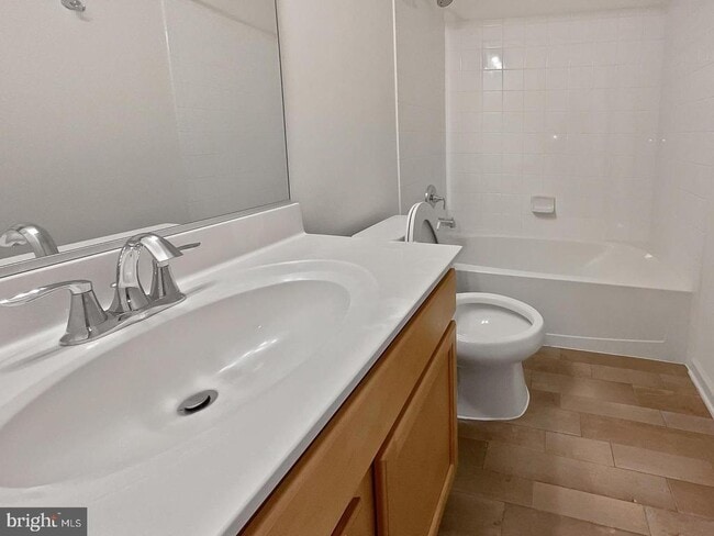 Foto del edificio - 8255 Knight Station Way