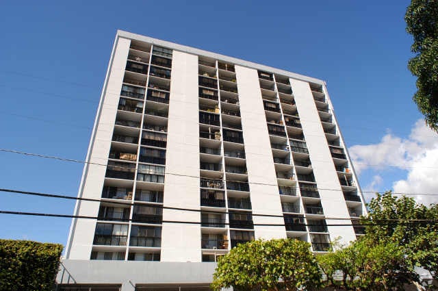 Building Photo - 1541 Dominis St