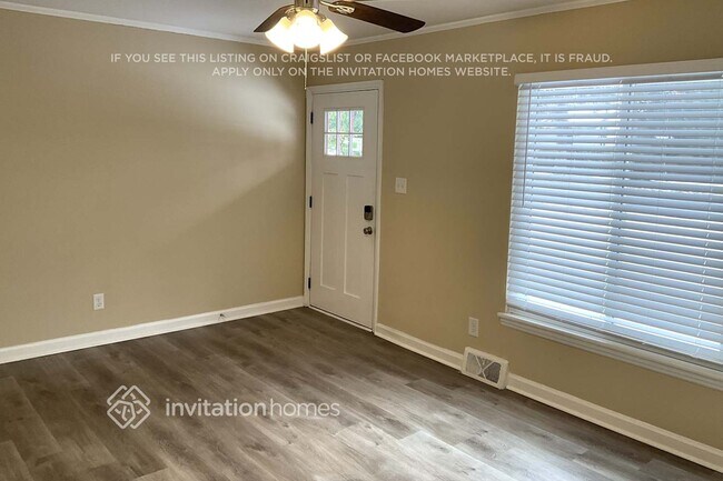 Foto del edificio - 1300 Shannonhouse Dr