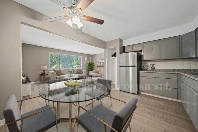 Building Photo - 130 Flintridge Dr