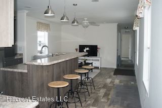 Foto principal - 1028 Oak Dr