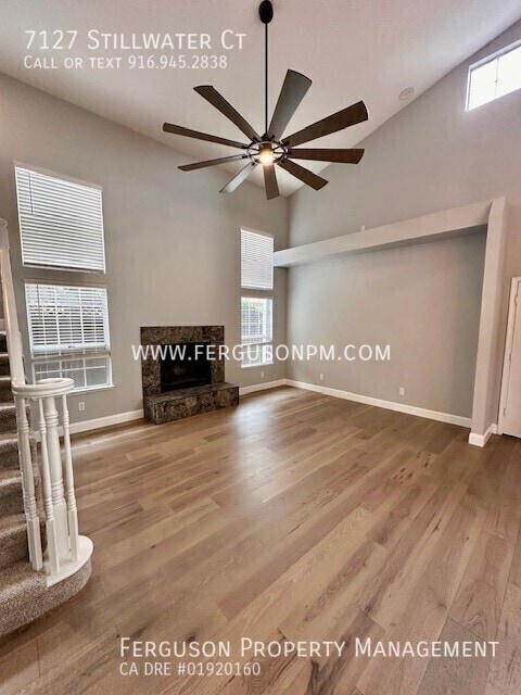 Foto del edificio - 7127 Stillwater Ct