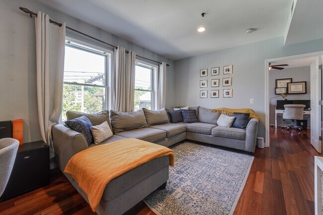 Foto del edificio - 650 2nd St