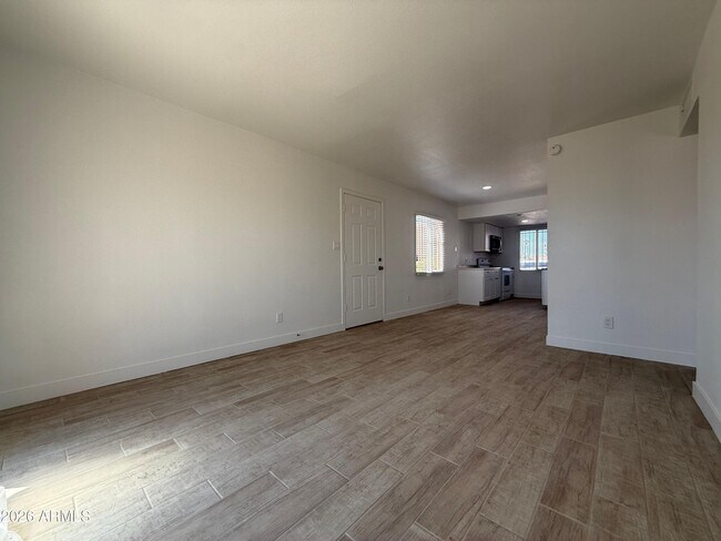 Building Photo - 4035 S 45th Pl