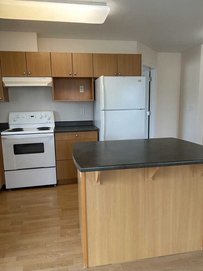 Photo du bâtiment - 7516-7516 Topaz Dr