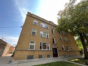 Building Photo - 2553 W Ardmore Ave