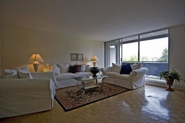 Photo - 125 Chiswick Rd. Unit 310