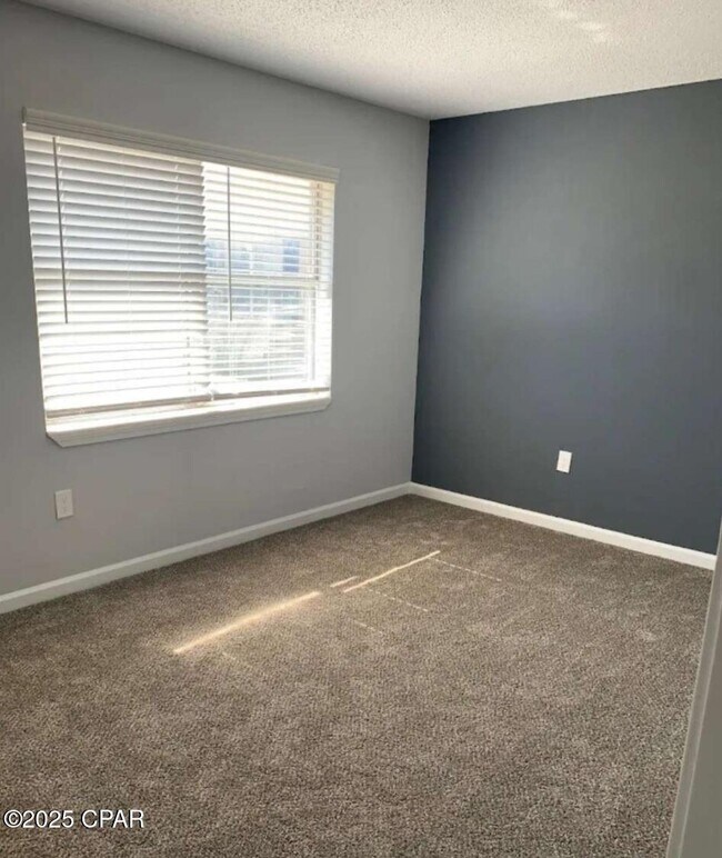 Foto del edificio - 2175 Frankford Ave