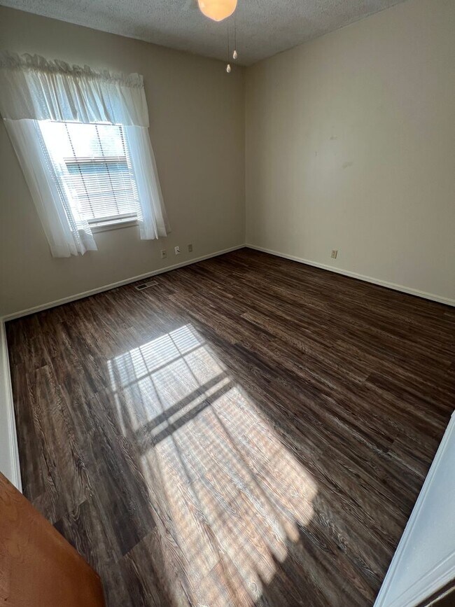 Foto del edificio - 3 bed 2 bath on culdesac