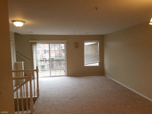 Building Photo - 3011 Barclay Way