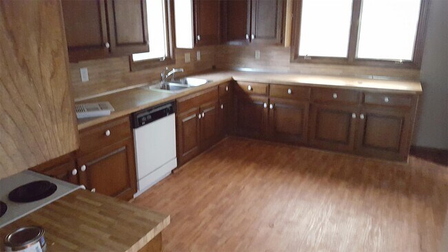 Foto del edificio - 1420 SW Keeler Ave