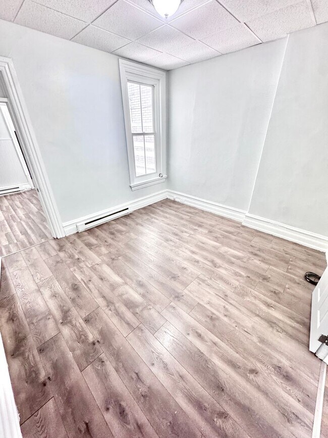 Foto del edificio - 918 W Turner St