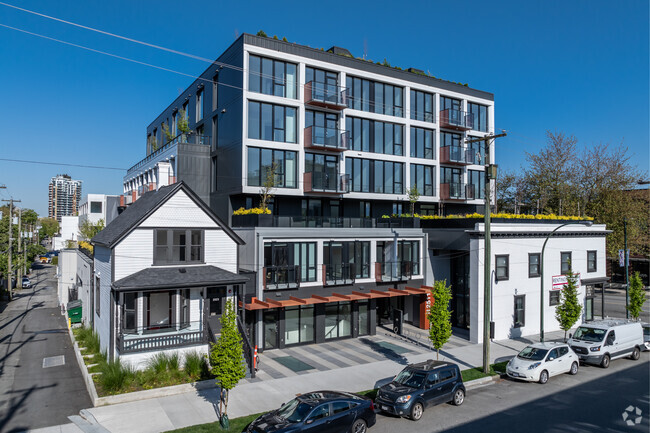 Building Photo - Faber Block