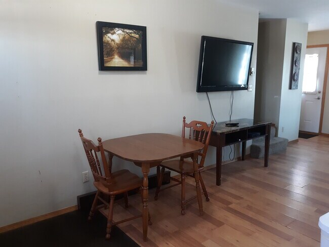 Foto del edificio - 116 5th St NW