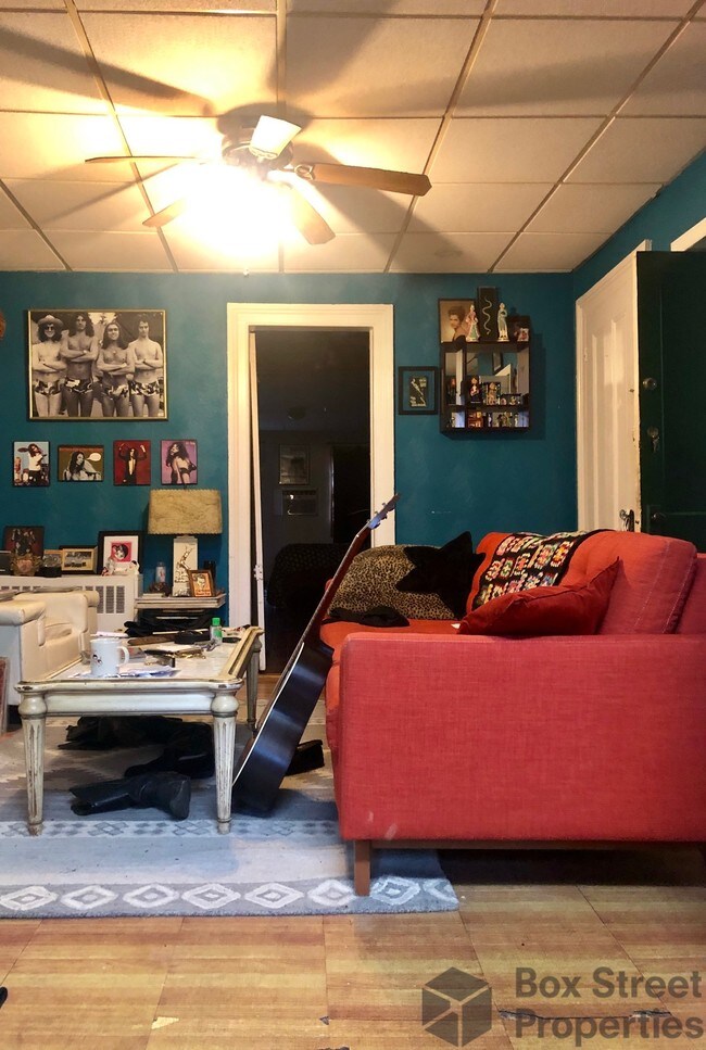 Foto del edificio - 123 Calyer St