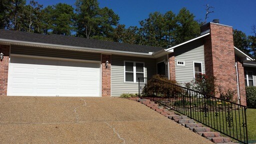Primary Photo - 2 Cresta Ln